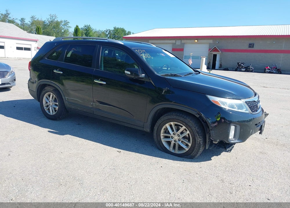 2014 KIA SORENTO LX VIN: 5XYKT3A60EG503842