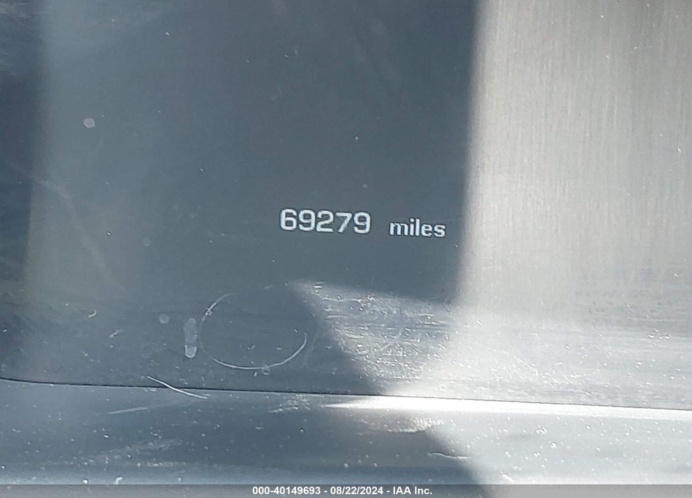 2015 JAGUAR XJ XJL PORTFOLIO VIN: SAJWA2GZ7F8V85727