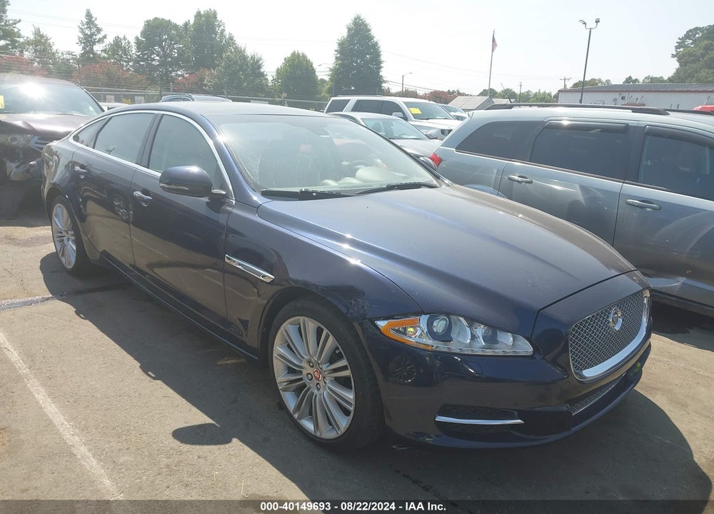2015 JAGUAR XJ XJL PORTFOLIO VIN: SAJWA2GZ7F8V85727