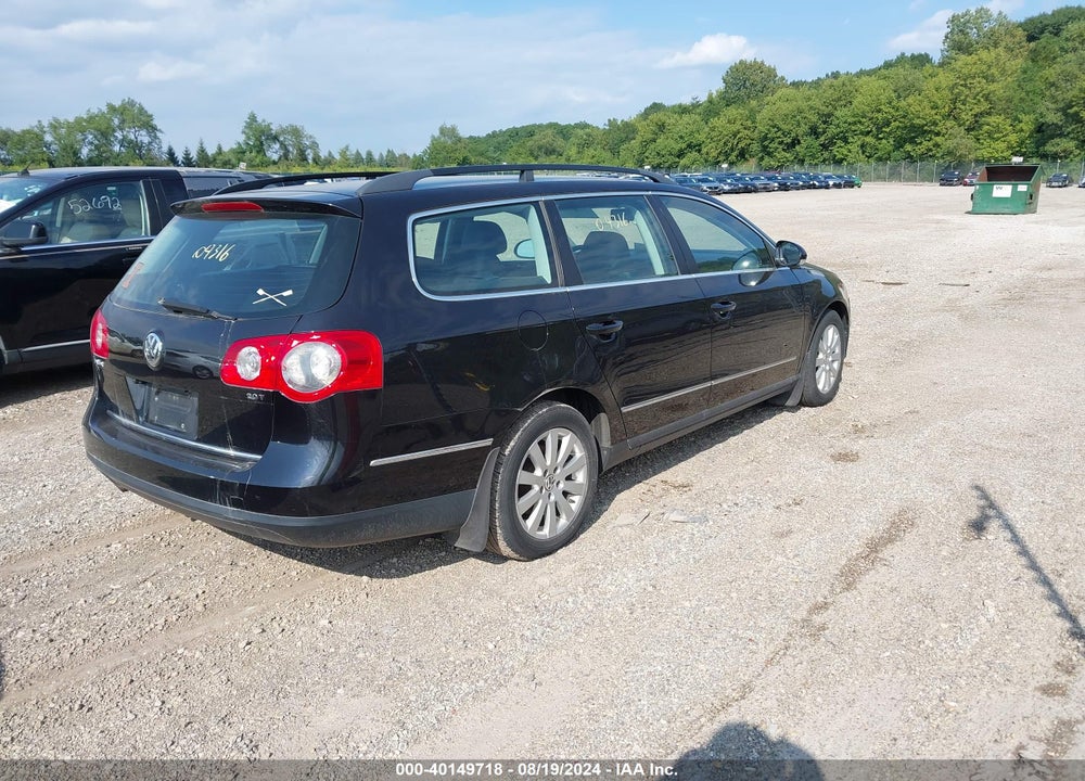 2008 VOLKSWAGEN PASSAT VIN: WVWXK73C58E198063