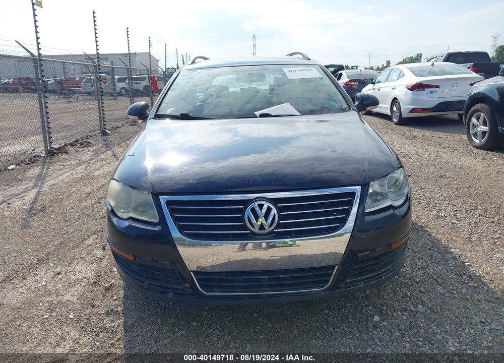 2008 VOLKSWAGEN PASSAT VIN: WVWXK73C58E198063