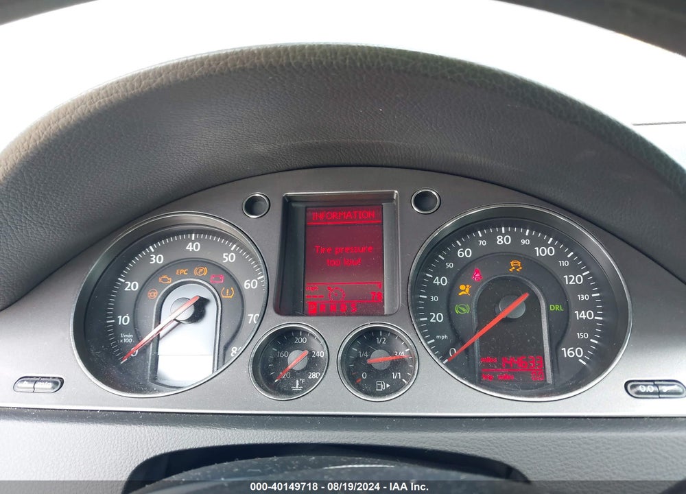 2008 VOLKSWAGEN PASSAT VIN: WVWXK73C58E198063