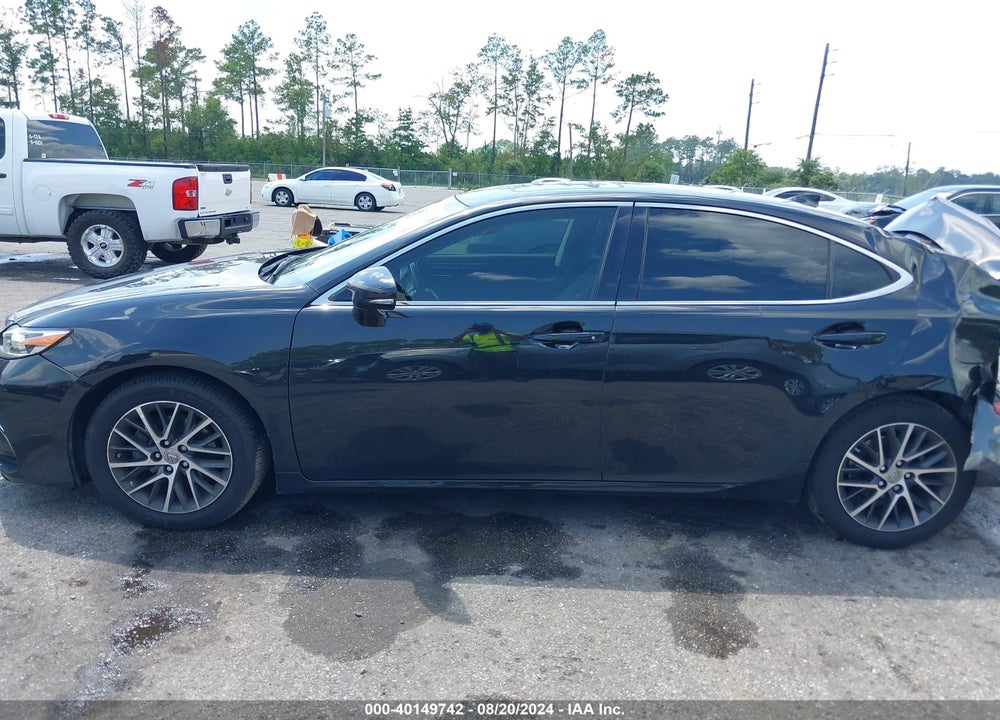 2016 LEXUS ES 350 VIN: JTHBK1GG2G2215999