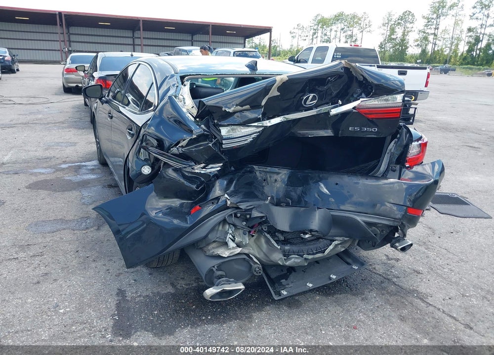 2016 LEXUS ES 350 VIN: JTHBK1GG2G2215999