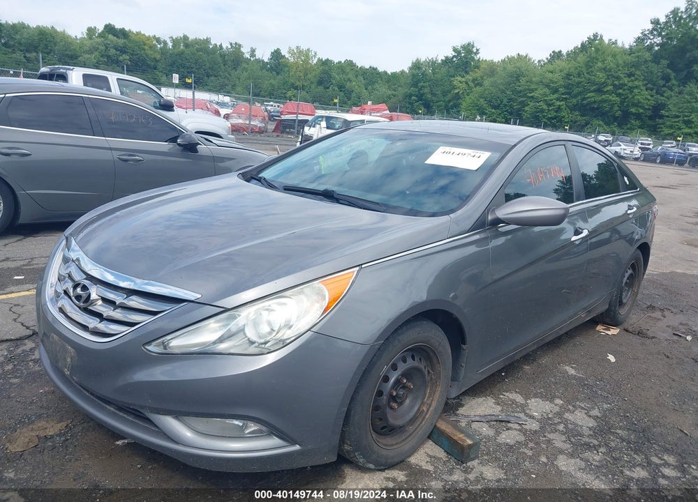 2011 HYUNDAI SONATA SE VIN: 5NPEC4AC2BH095521
