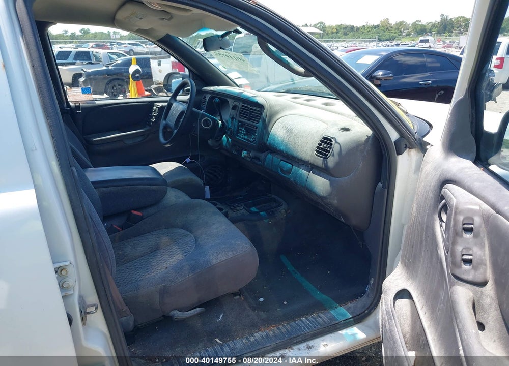 2000 DODGE DURANGO VIN: 1B4HR28Y8YF283865