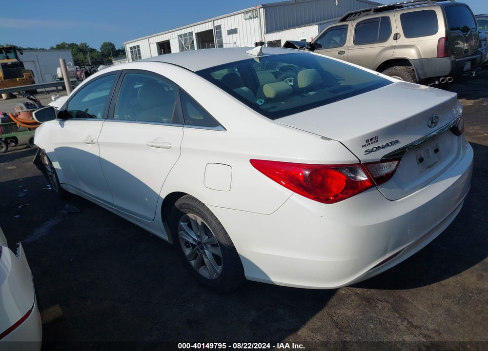 2013 HYUNDAI SONATA GLS VIN: 5NPEB4AC3DH635318