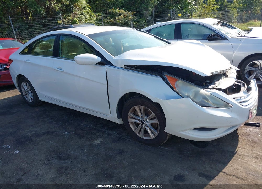 2013 HYUNDAI SONATA GLS VIN: 5NPEB4AC3DH635318