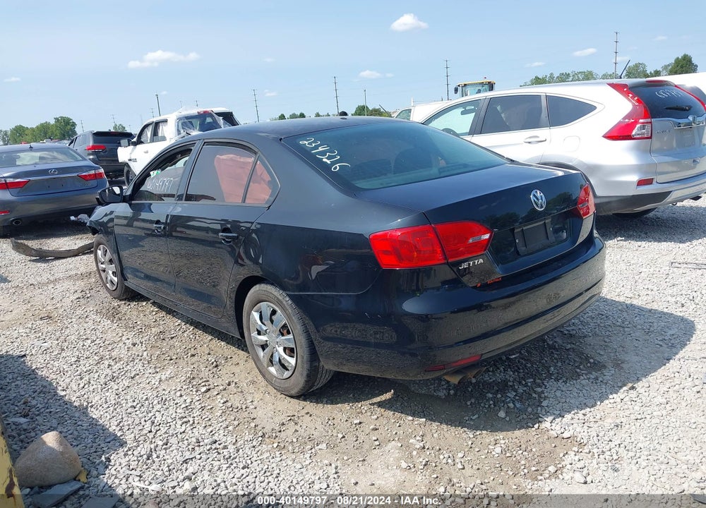 2014 VOLKSWAGEN JETTA 2.0L S VIN: 3VW2K7AJ8EM234326