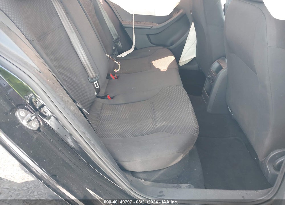 2014 VOLKSWAGEN JETTA 2.0L S VIN: 3VW2K7AJ8EM234326