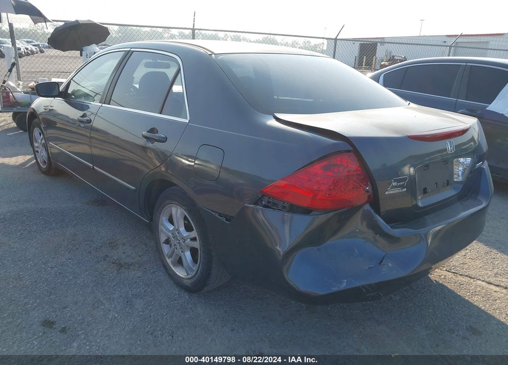 2007 HONDA ACCORD 2.4 SE VIN: JHMCM56317C005974