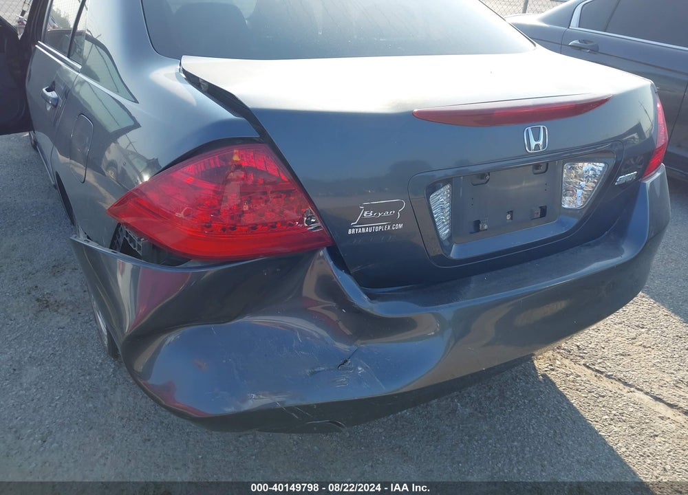 2007 HONDA ACCORD 2.4 SE VIN: JHMCM56317C005974