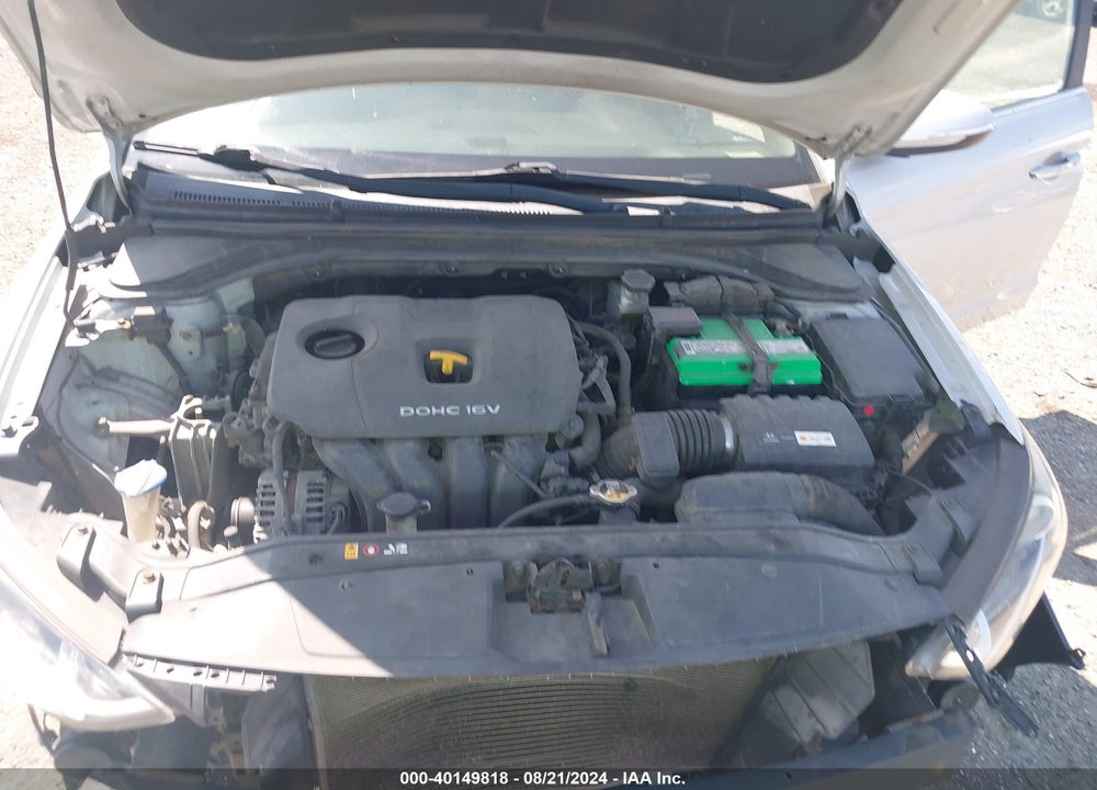 2017 HYUNDAI ELANTRA VIN: KMHD84LFXHU203608