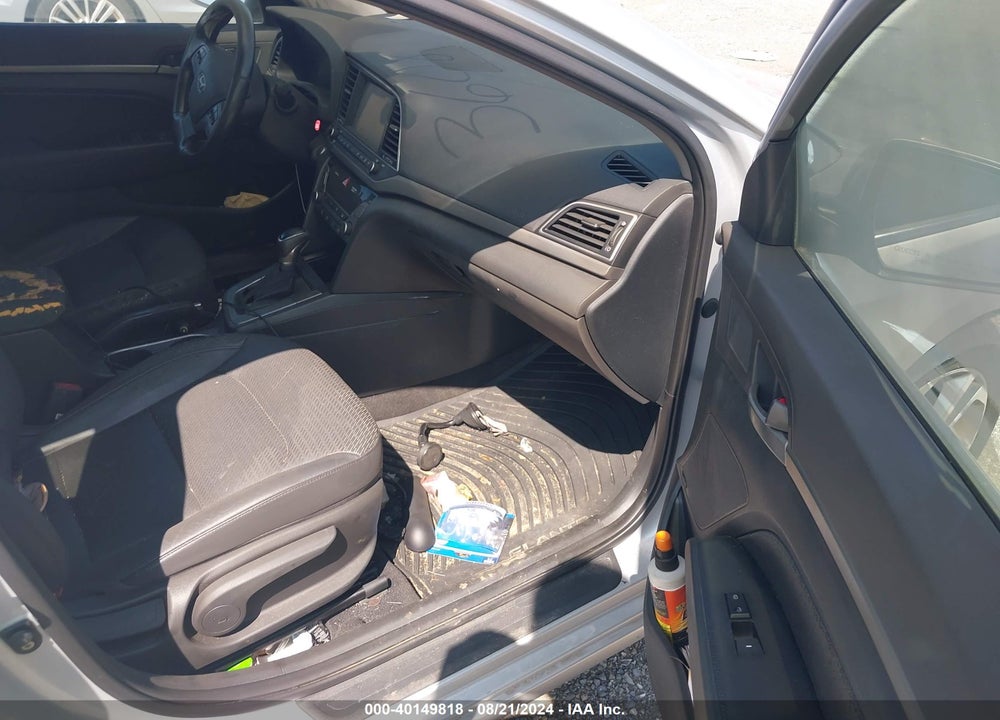 2017 HYUNDAI ELANTRA VIN: KMHD84LFXHU203608