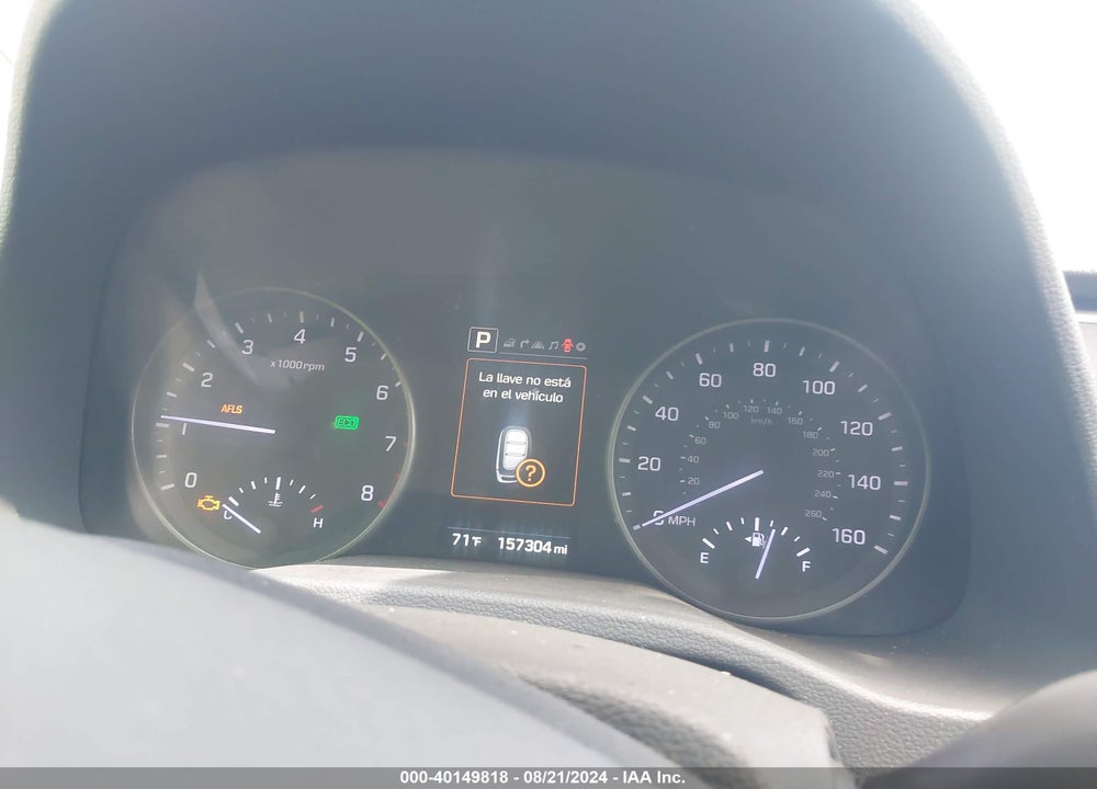 2017 HYUNDAI ELANTRA VIN: KMHD84LFXHU203608