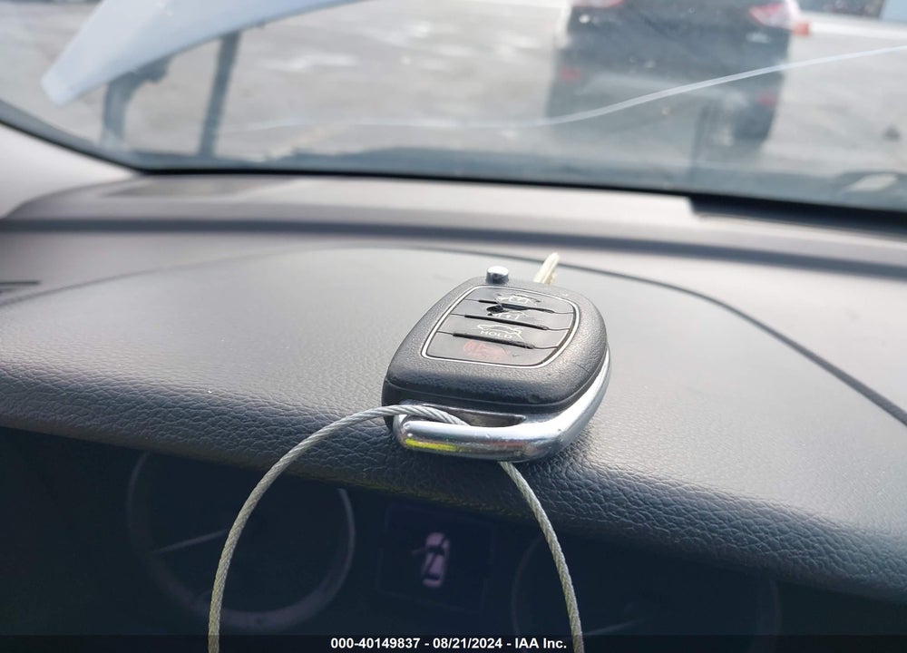 2017 HYUNDAI SONATA VIN: 5NPE24AF0HH443113