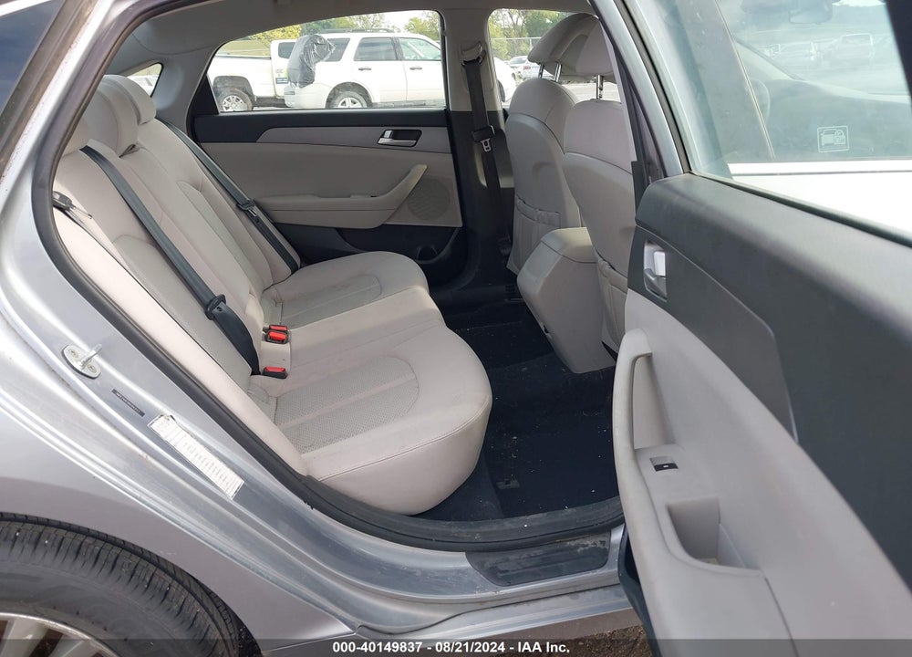 2017 HYUNDAI SONATA VIN: 5NPE24AF0HH443113