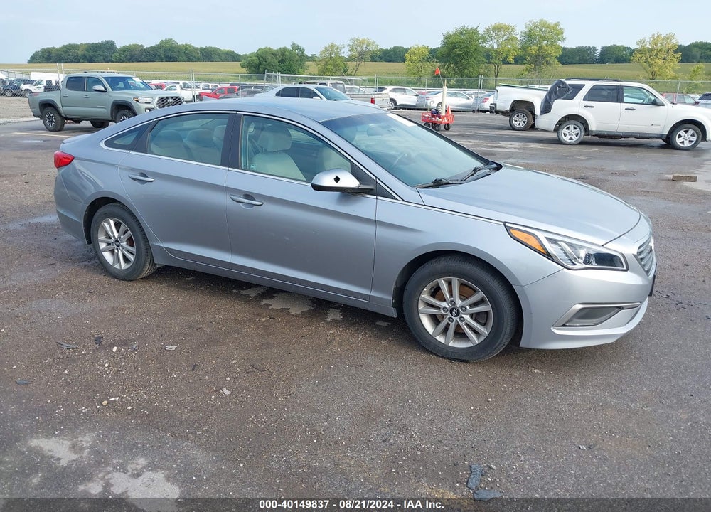 2017 HYUNDAI SONATA VIN: 5NPE24AF0HH443113