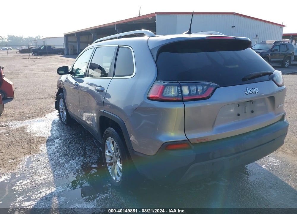 2019 JEEP CHEROKEE LATITUDE FWD VIN: 1C4PJLCB3KD240794