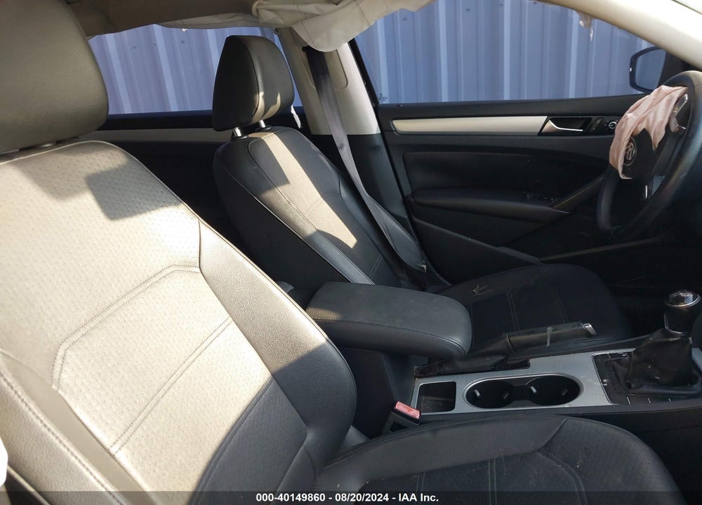 2013 VOLKSWAGEN PASSAT 2.5L SE VIN: 1VWBH7A37DC114274