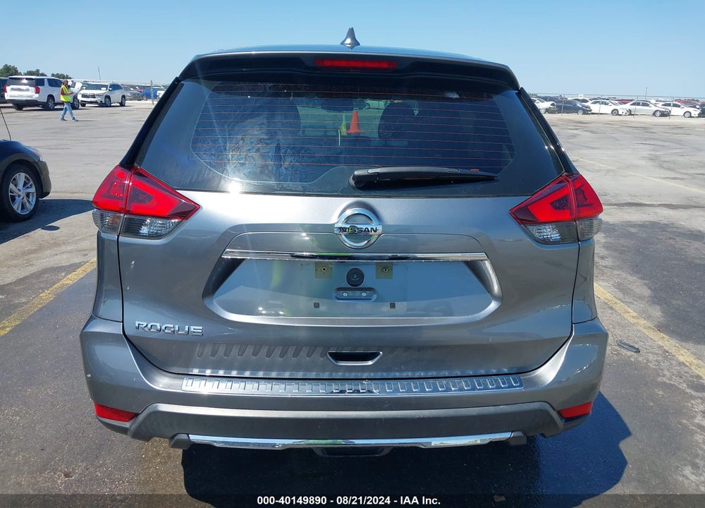2018 NISSAN ROGUE S VIN: KNMAT2MT8JP606327