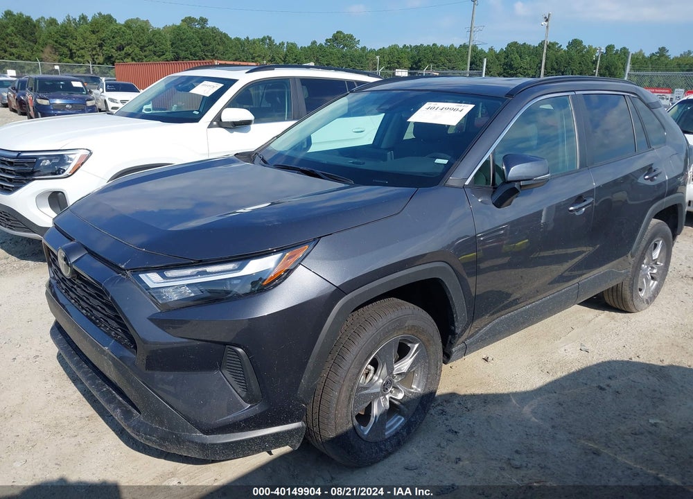 2024 TOYOTA RAV4 XLE VIN: 2T3W1RFV1RW323304