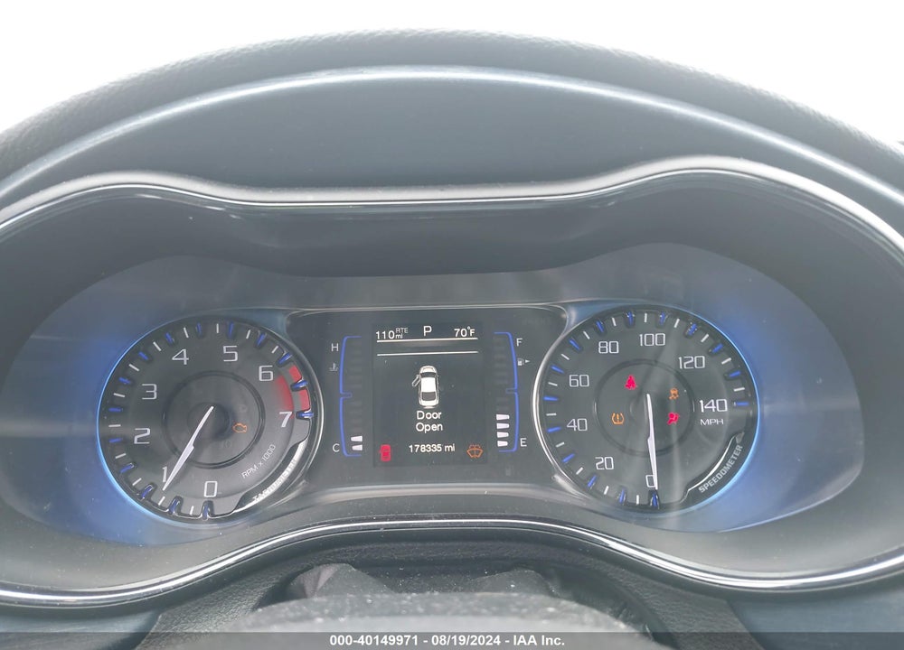 2015 CHRYSLER 200 S VIN: 1C3CCCBB2FN626573