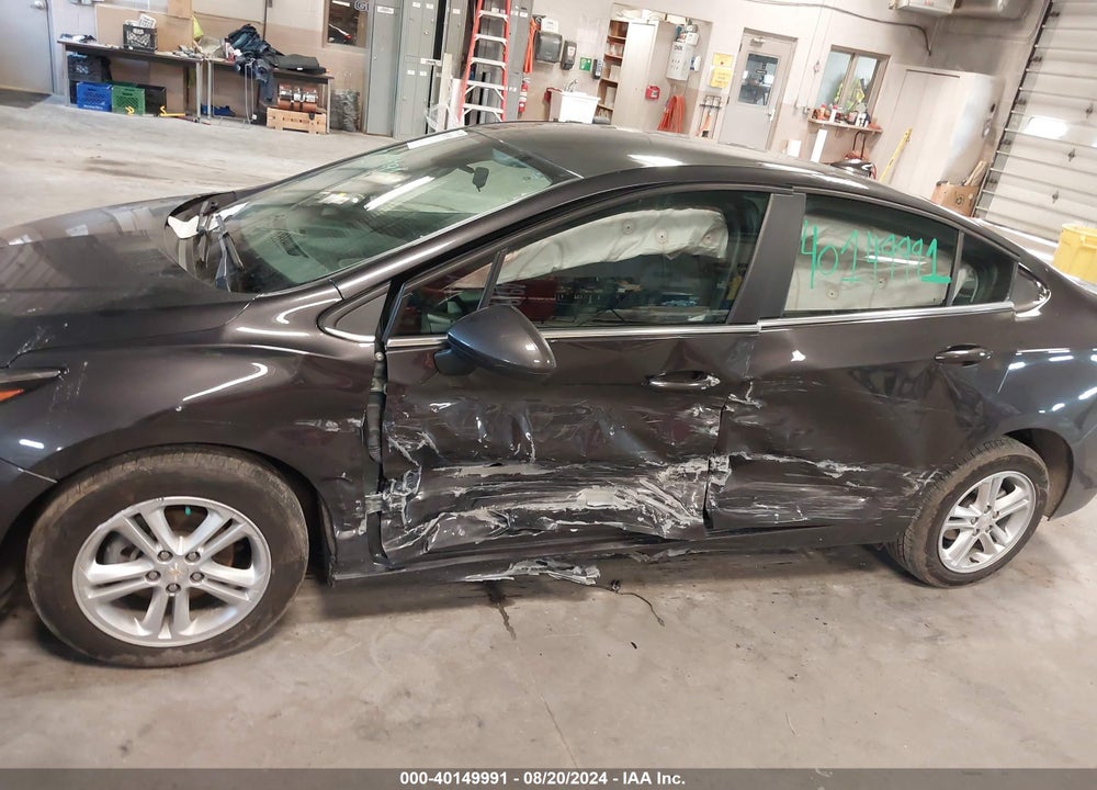 2017 CHEVROLET CRUZE LT AUTO VIN: 1G1BE5SM7H7222070