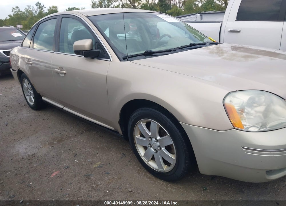 2007 FORD FIVE HUNDRED SEL VIN: 1FAFP24107G110722