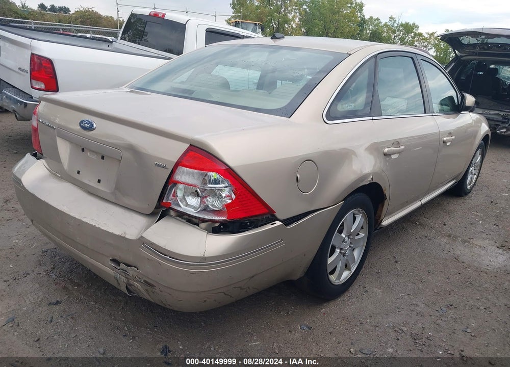 2007 FORD FIVE HUNDRED SEL VIN: 1FAFP24107G110722