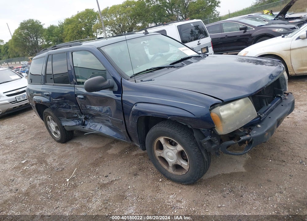 2008 CHEVROLET TRAILBLAZER LT VIN: 1GNDT13S782245218