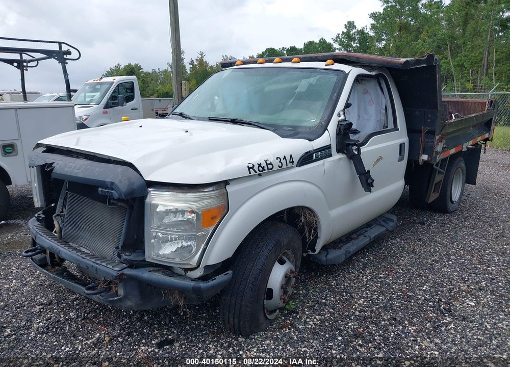 2015 FORD F-350 CHASSIS XL VIN: 1FDRF3G62FED43904