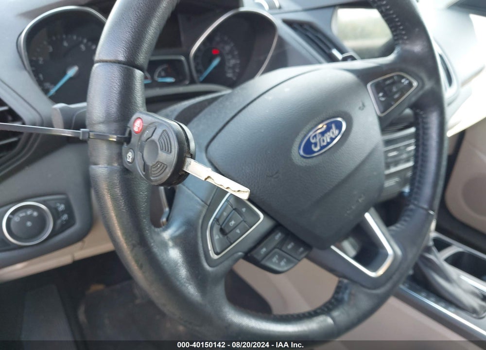 2017 FORD ESCAPE SE VIN: 1FMCU0GD3HUA59957