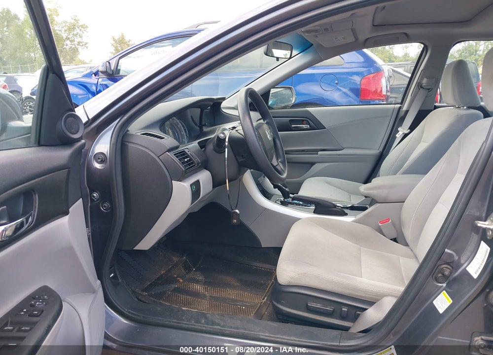 2013 HONDA ACCORD EX VIN: 1HGCR2F77DA028205