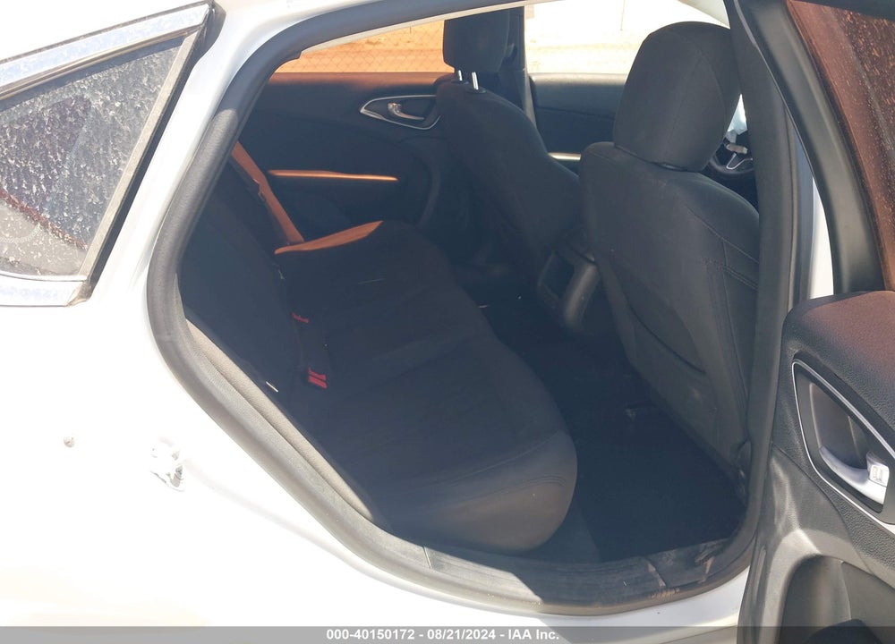 2015 CHRYSLER 200 LIMITED VIN: 1C3CCCAB7FN581664