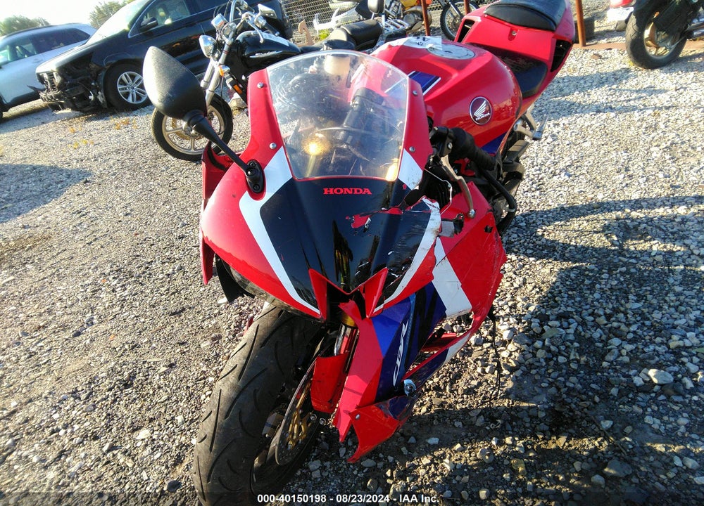 2024 HONDA CBR600 RA VIN: JH2PC4084RK800084