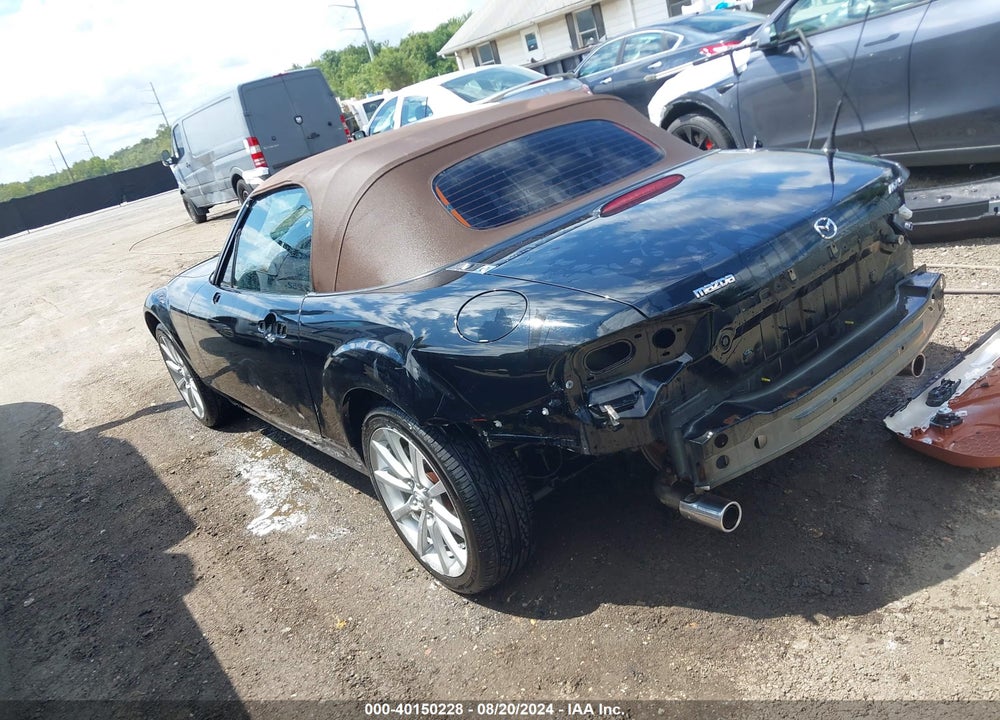 2006 MAZDA MX-5 GRAND TOURING VIN: JM1NC25F060120931