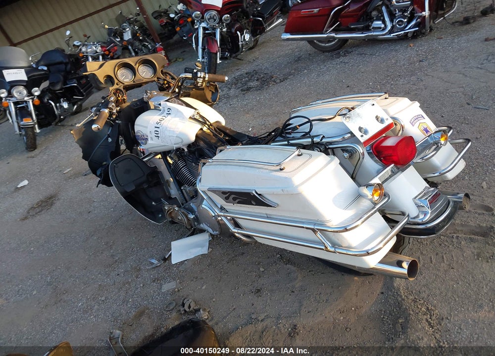 2006 HARLEY-DAVIDSON FLHTCUI VIN: 1HD1FCW1X6Y604930