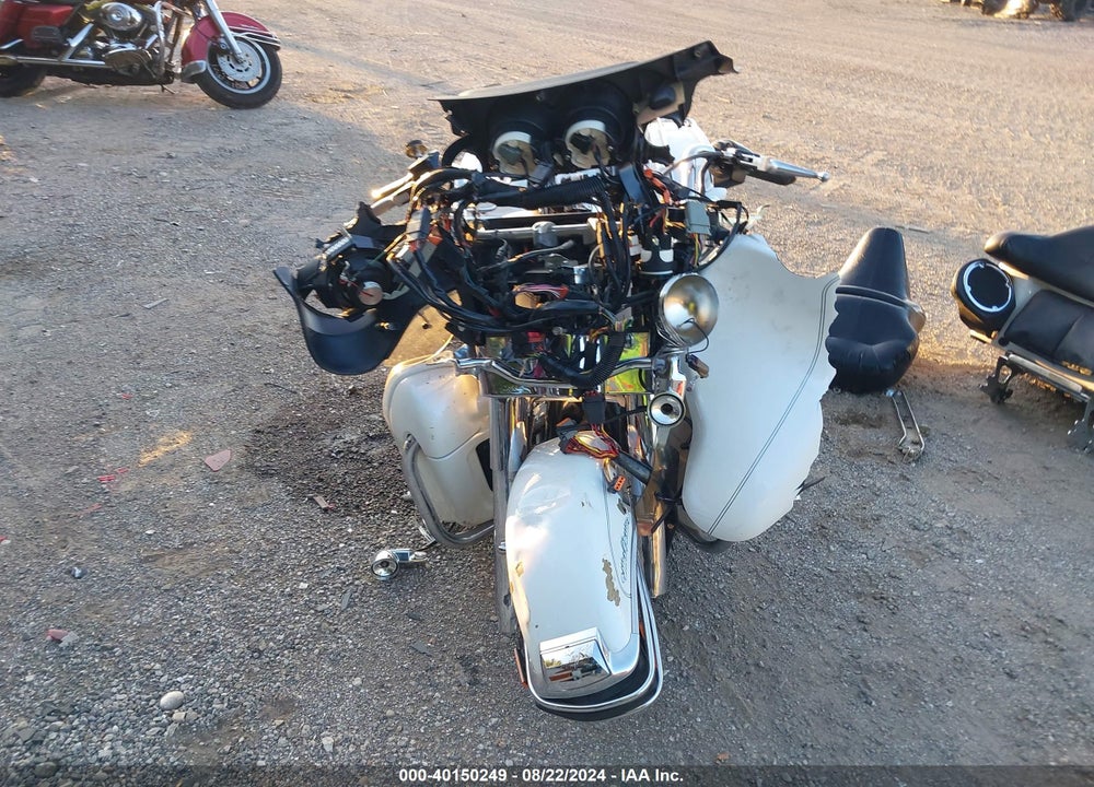 2006 HARLEY-DAVIDSON FLHTCUI VIN: 1HD1FCW1X6Y604930