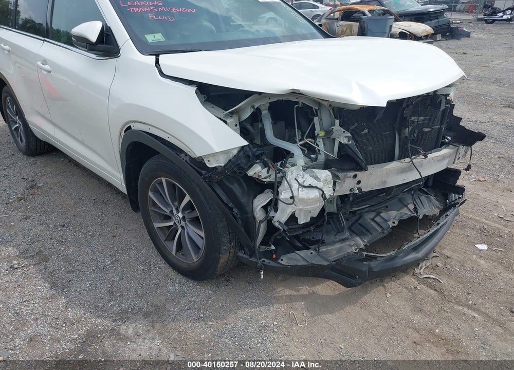 2017 TOYOTA HIGHLANDER XLE VIN: 5TDJZRFH9HS517771