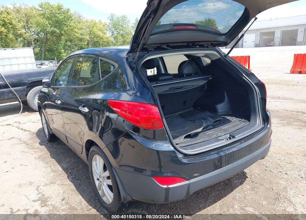 2013 HYUNDAI TUCSON LIMITED VIN: KM8JU3AC8DU683918