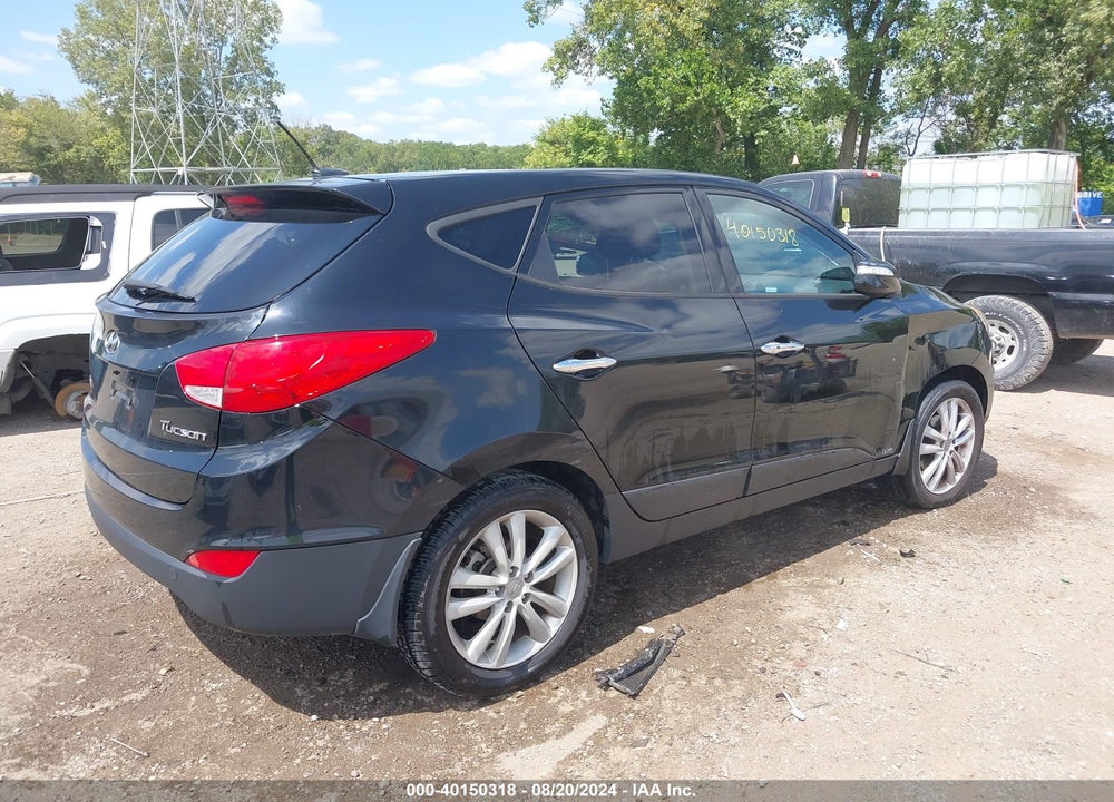 2013 HYUNDAI TUCSON LIMITED VIN: KM8JU3AC8DU683918