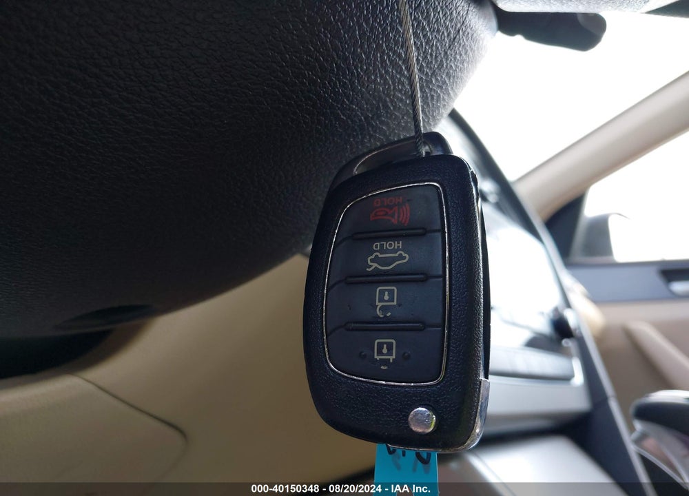 2017 HYUNDAI SONATA VIN: 5NPE24AFXHH588367