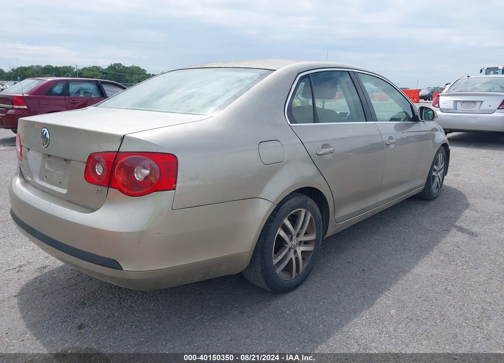 2005 VOLKSWAGEN JETTA 2.5 VIN: 3VWSF71K15M640610