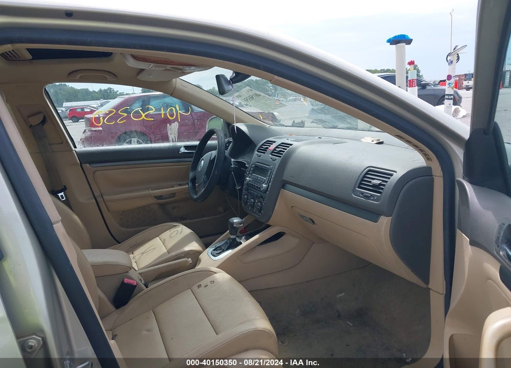 2005 VOLKSWAGEN JETTA 2.5 VIN: 3VWSF71K15M640610