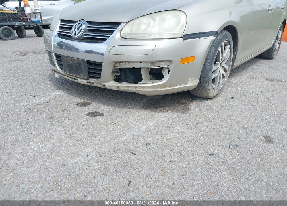 2005 VOLKSWAGEN JETTA 2.5 VIN: 3VWSF71K15M640610
