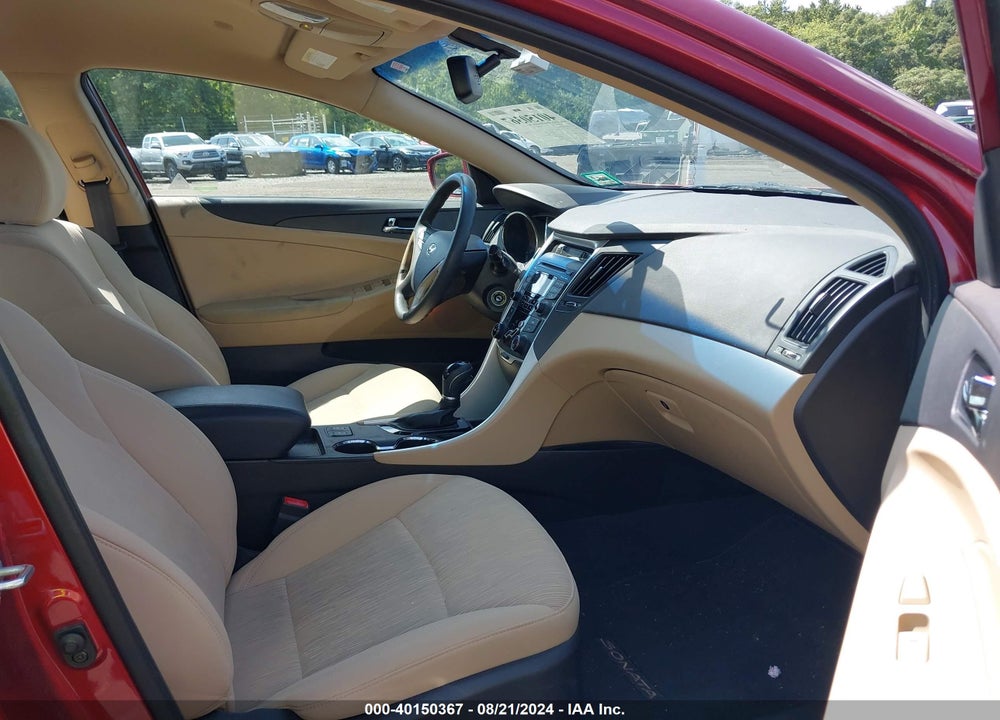 2013 HYUNDAI SONATA GLS VIN: 5NPEB4AC6DH561330