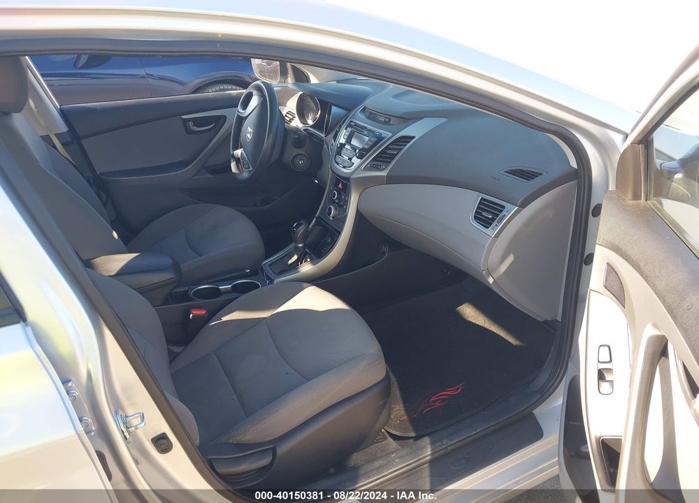 2016 HYUNDAI ELANTRA SE VIN: 5NPDH4AE8GH720798