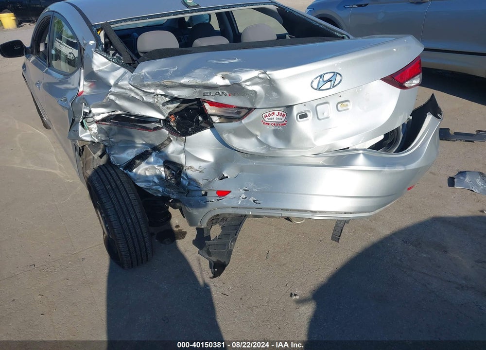 2016 HYUNDAI ELANTRA SE VIN: 5NPDH4AE8GH720798