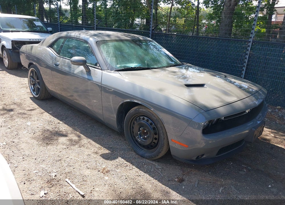 2018 DODGE CHALLENGER SXT PLUS VIN: 2C3CDZAG6JH112272